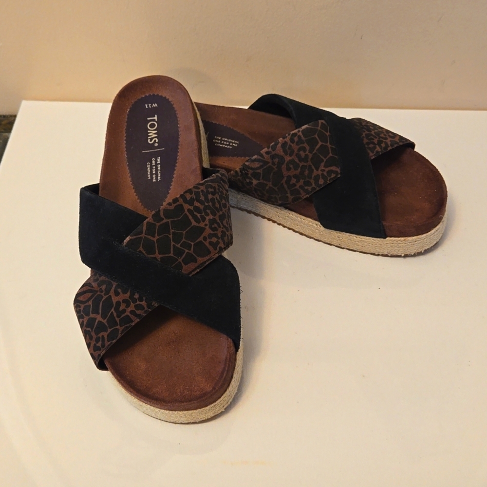 TOMS suede Paloma Slides Sandals 11 EUC